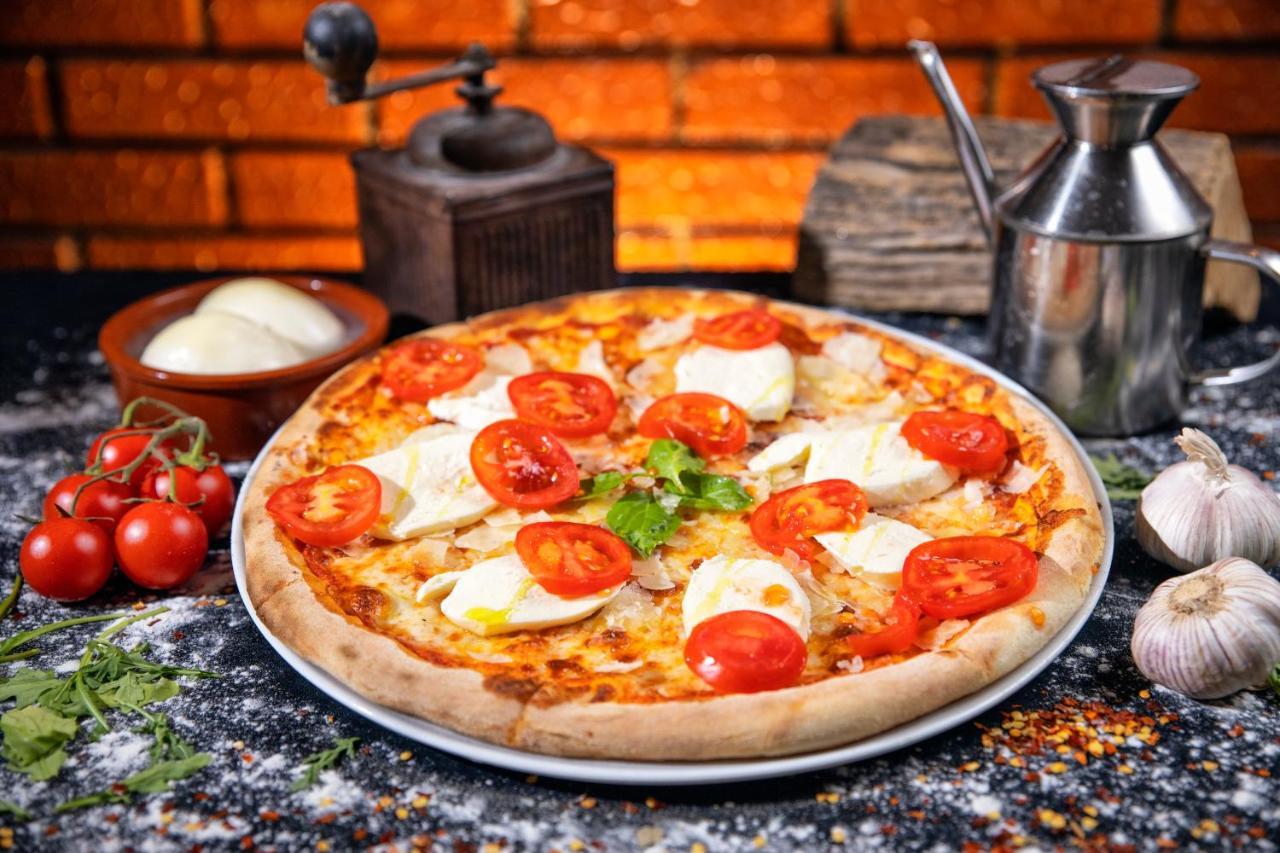 Pizza&pasta * Domnesti (Arges)